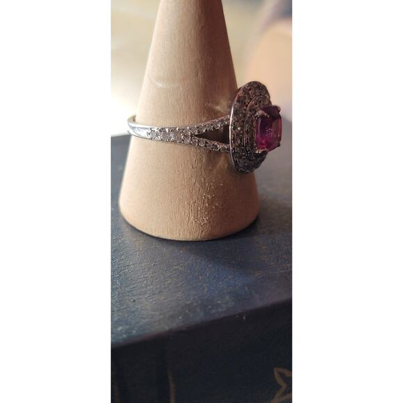 Glamorous Rhodium-Plated Size 9 Ring with Pink Gemstone and Pave Accents - Picture 16 of 16